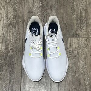 Golf tennis shoes